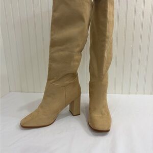 Express Tan Heeled Women's Boots 10M